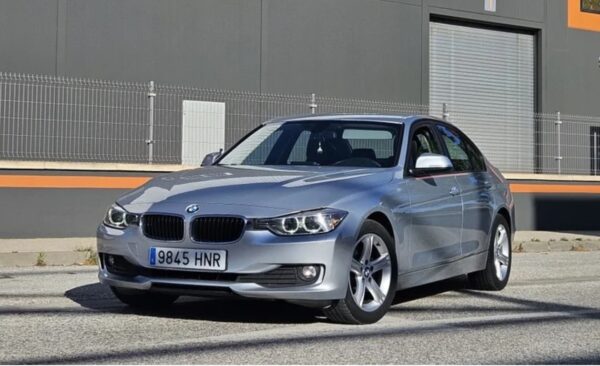 BMW Serie 3 320dA Modern
