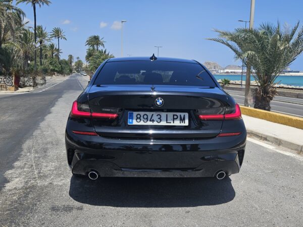 BMW 318D PACK M AUTOMÁTICO - Imagen 12