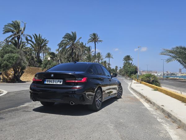 BMW 318D PACK M AUTOMÁTICO - Imagen 21