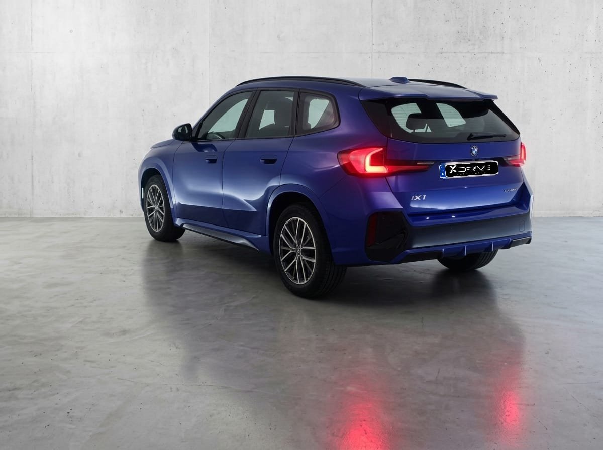 BMW X1 sDrive18d M Sport 150 CV Automático | Vehículo Nacional 5 BMW X1 sDrive18d M Sport 2025 exterior