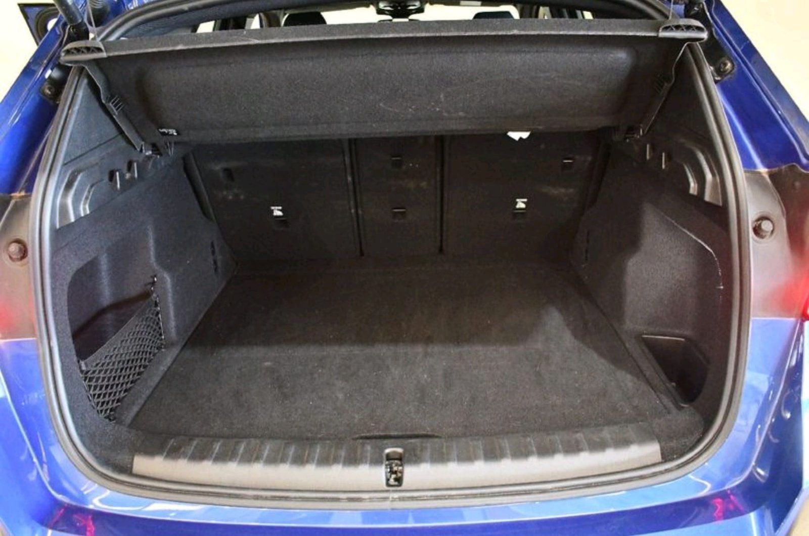 BMW X1 sDrive18d M Sport 150 CV Automático | Vehículo Nacional 11 BMW X1 sDrive18d M Sport 150 CV Automático | Vehículo Nacional - Imagen 9